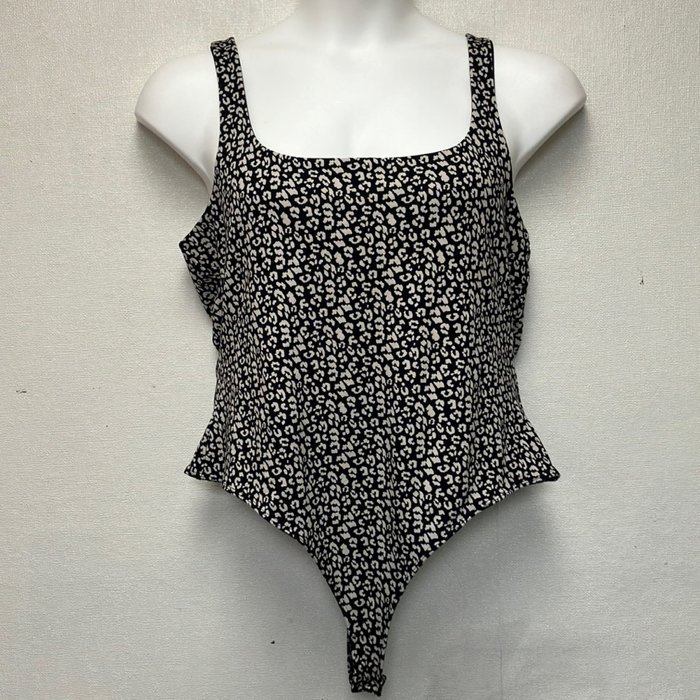 Banana Republic Bodysuit Size: XL SYPER SOFT